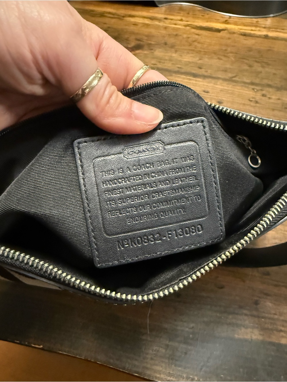 COACH HAMPTON CROSSBODY - Picture 3 of 3